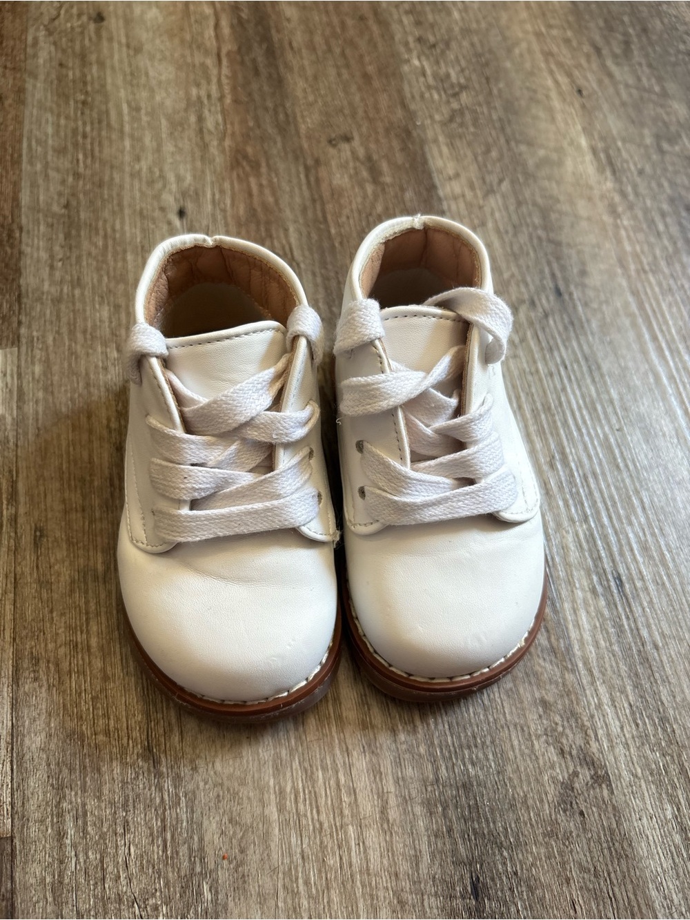 Walk training shoes